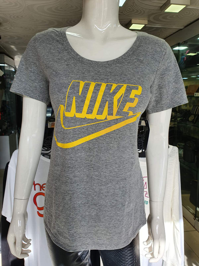 Nike Women Tshirt